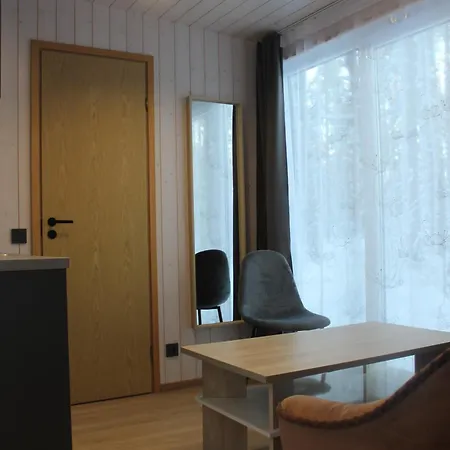 Apartment Minimaja Ja Saunamaja Vaatega Maennimetsale